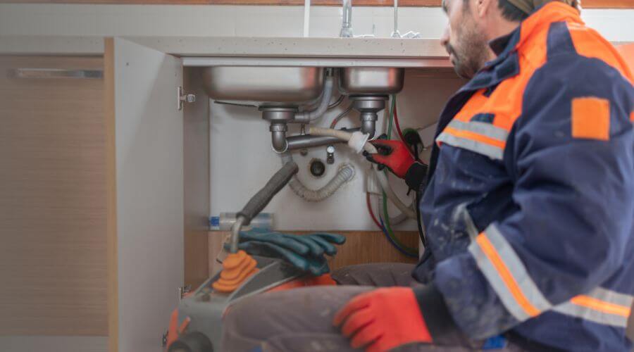 Professional tankless water heater installation services in Lillian, TX